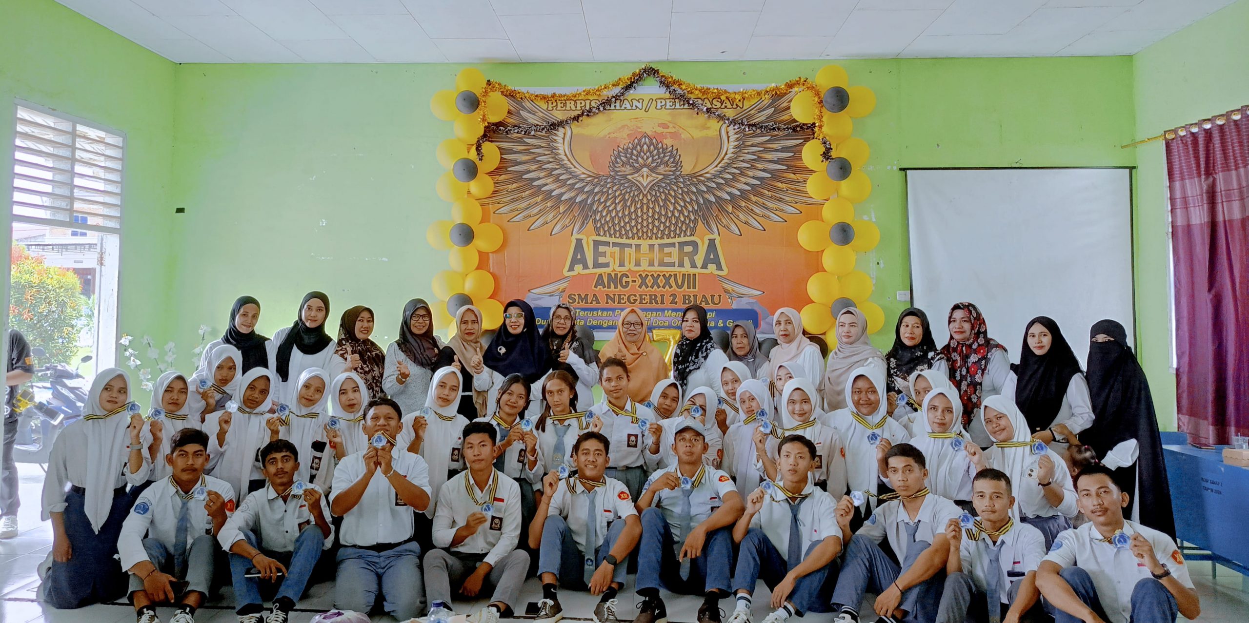 Perpisahan Siswa Kelas XII Angkatan Ke-37 SMAN 2 Biau: Wujud Apresiasi atas Perjalanan Pendidikan