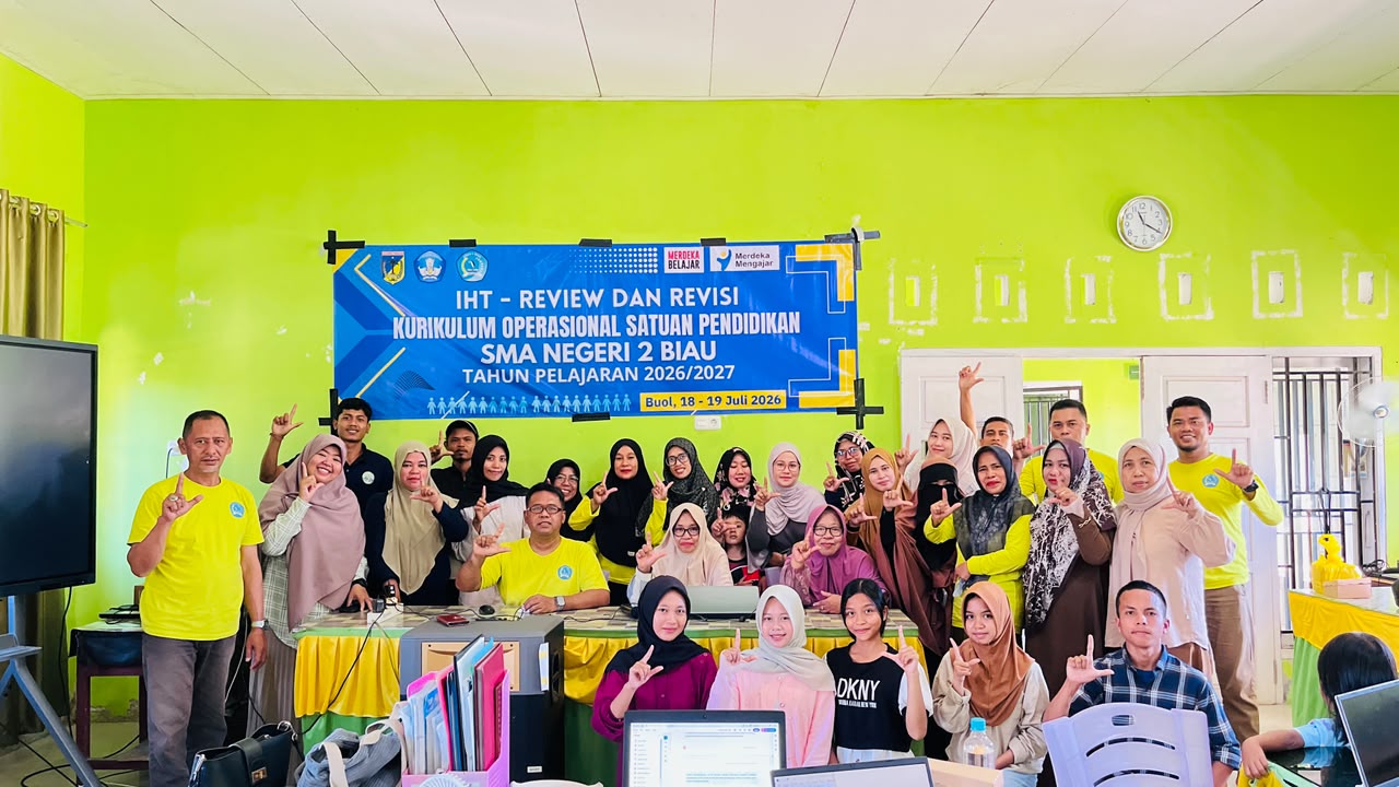 In House Training (IHT): Review dan Revisi Kurikulum Operasional Satuan Pendidikan SMAN 2 Biau In House Training (IHT): Review dan Revisi Kurikulum Operasional Satuan Pendidikan SMAN 2 Biau