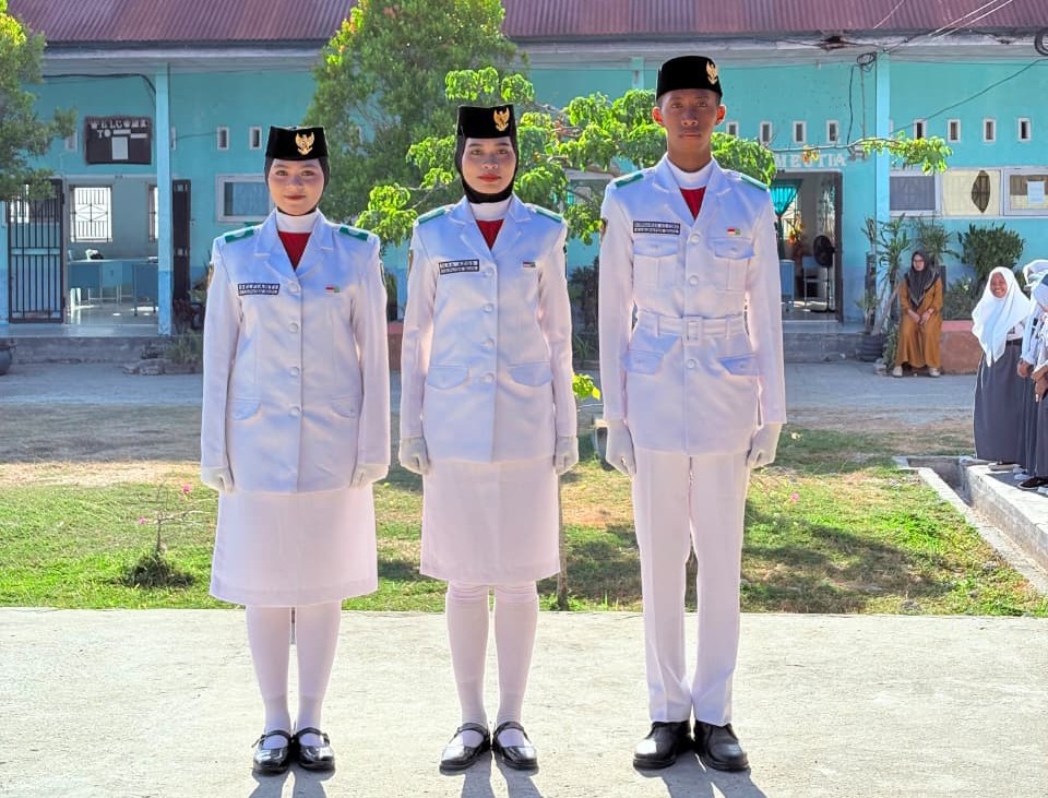 Bangga! Tiga Siswa SMAN 2 Biau Sukses Jalankan Tugas sebagai Paskibra Kabupaten Buol Bangga! Tiga Siswa SMAN 2 Biau Sukses Jalankan Tugas sebagai Paskibra Kabupaten Buol